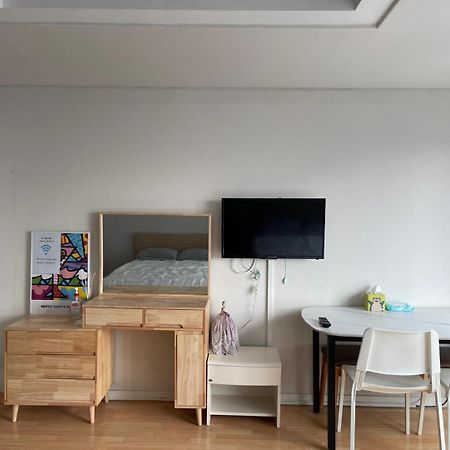 Hongdae Residence 3 - 1Min From Hongik Uni Station Exit #1 首爾 外观 照片
