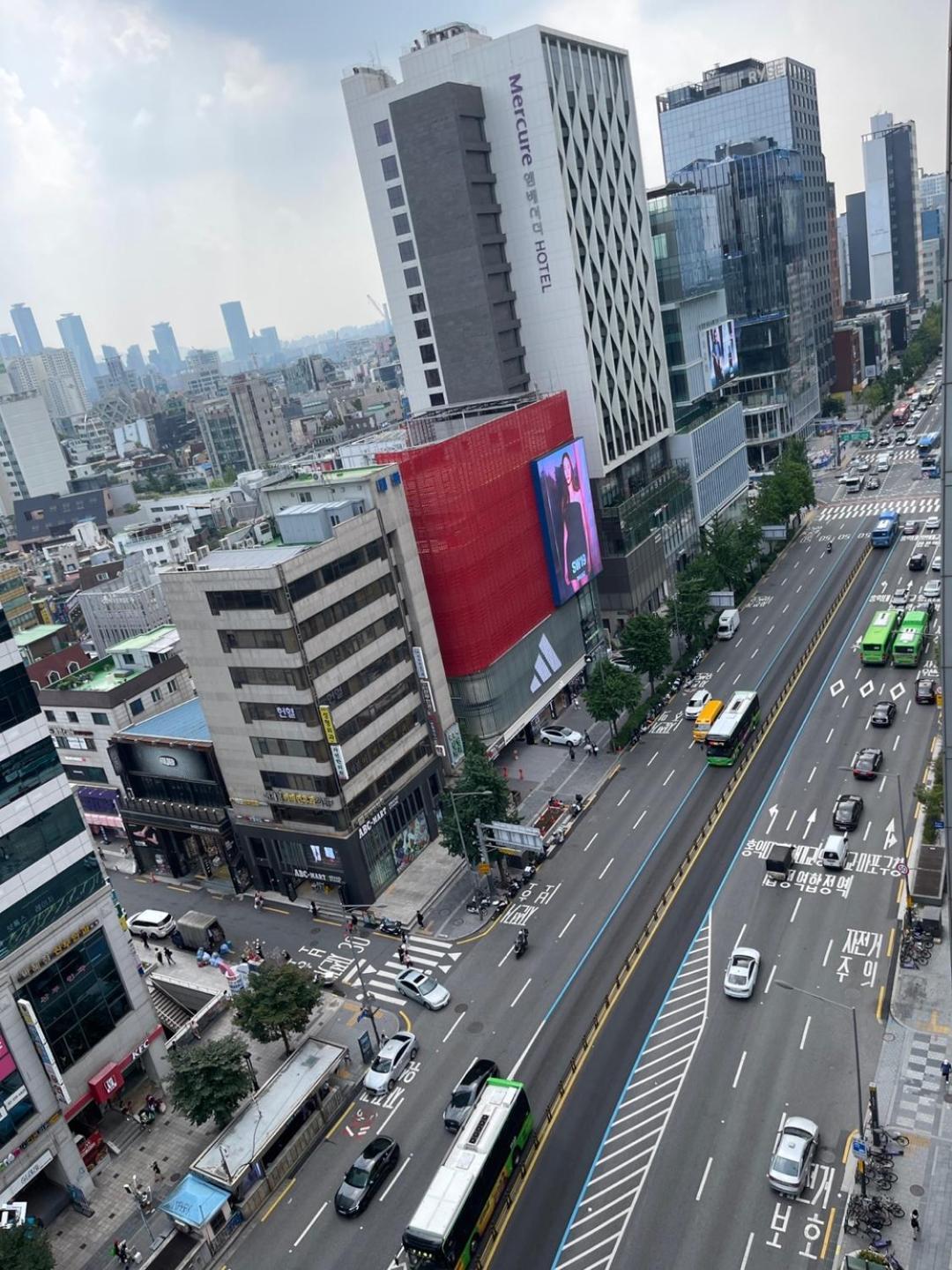 Hongdae Residence 3 - 1Min From Hongik Uni Station Exit #1 首爾 外观 照片