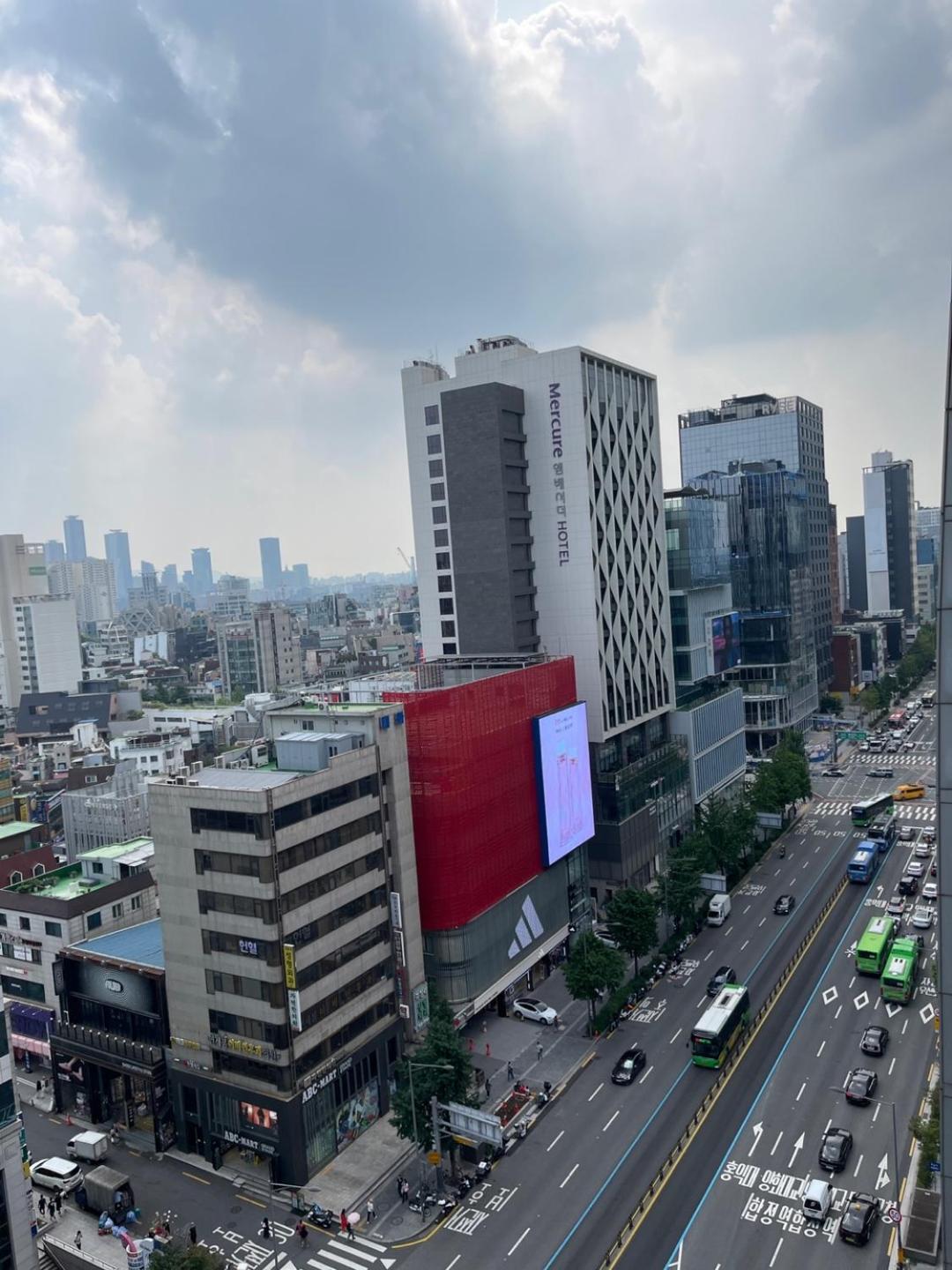 Hongdae Residence 3 - 1Min From Hongik Uni Station Exit #1 首爾 外观 照片