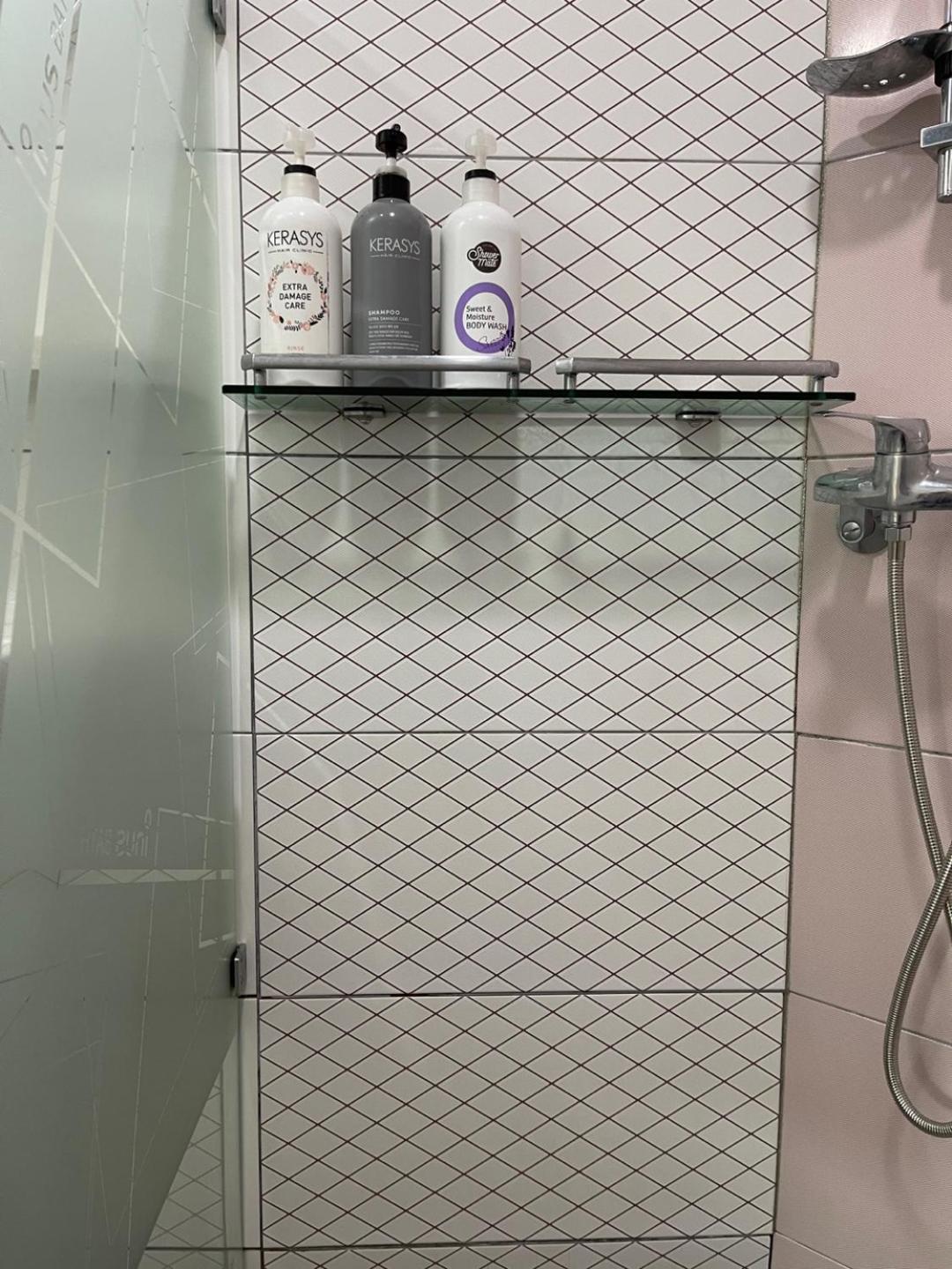 Hongdae Residence 3 - 1Min From Hongik Uni Station Exit #1 首爾 外观 照片